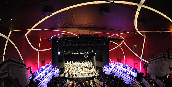 Konzert der Münchner Philharmoniker unter Leitung von Asher Fisch (©Foto: Ingrid Grossmann)